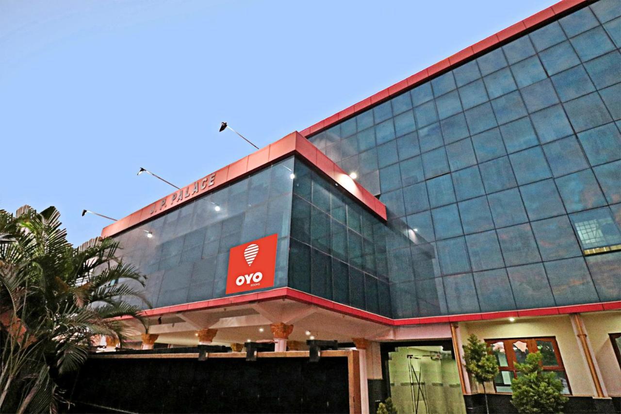 Oyo J P Palace Hotel Dod Ballapur Bagian luar foto