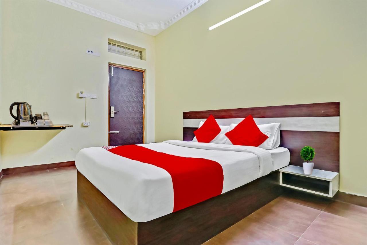 Oyo J P Palace Hotel Dod Ballapur Bagian luar foto